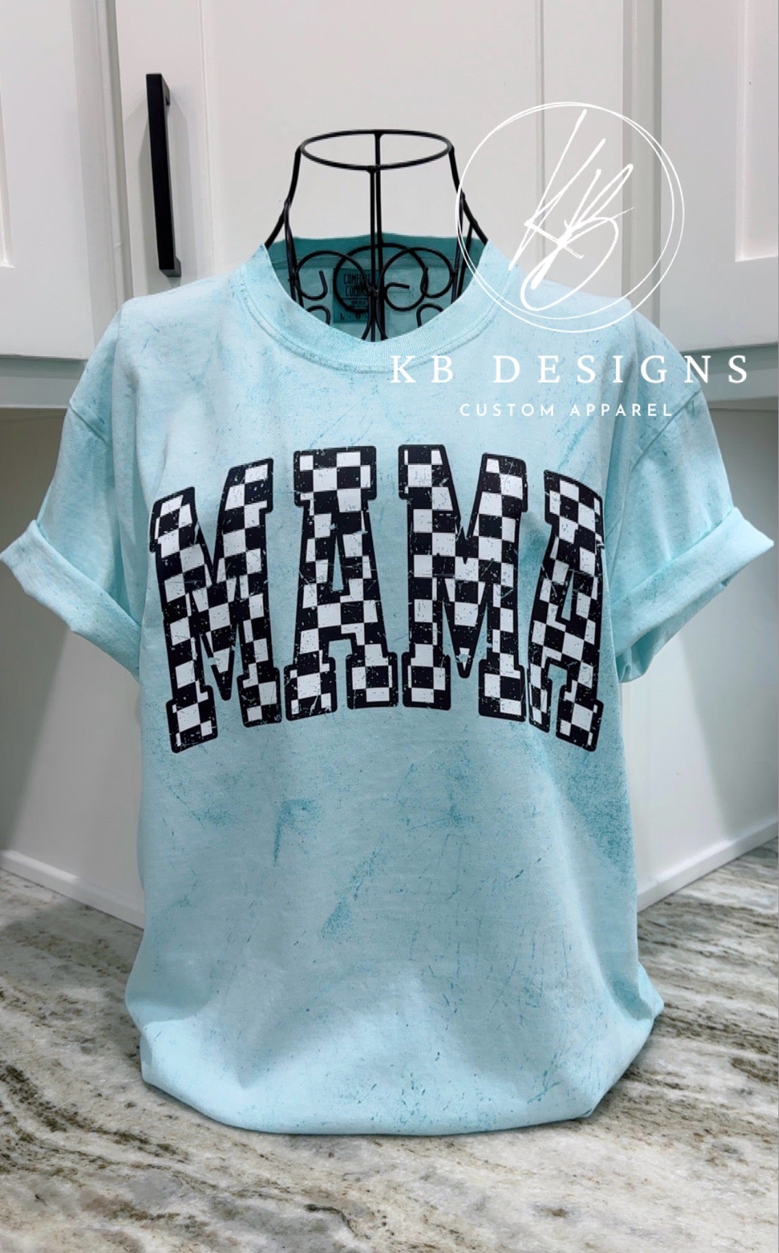 Grunge Checkered MAMA Graphic Tee