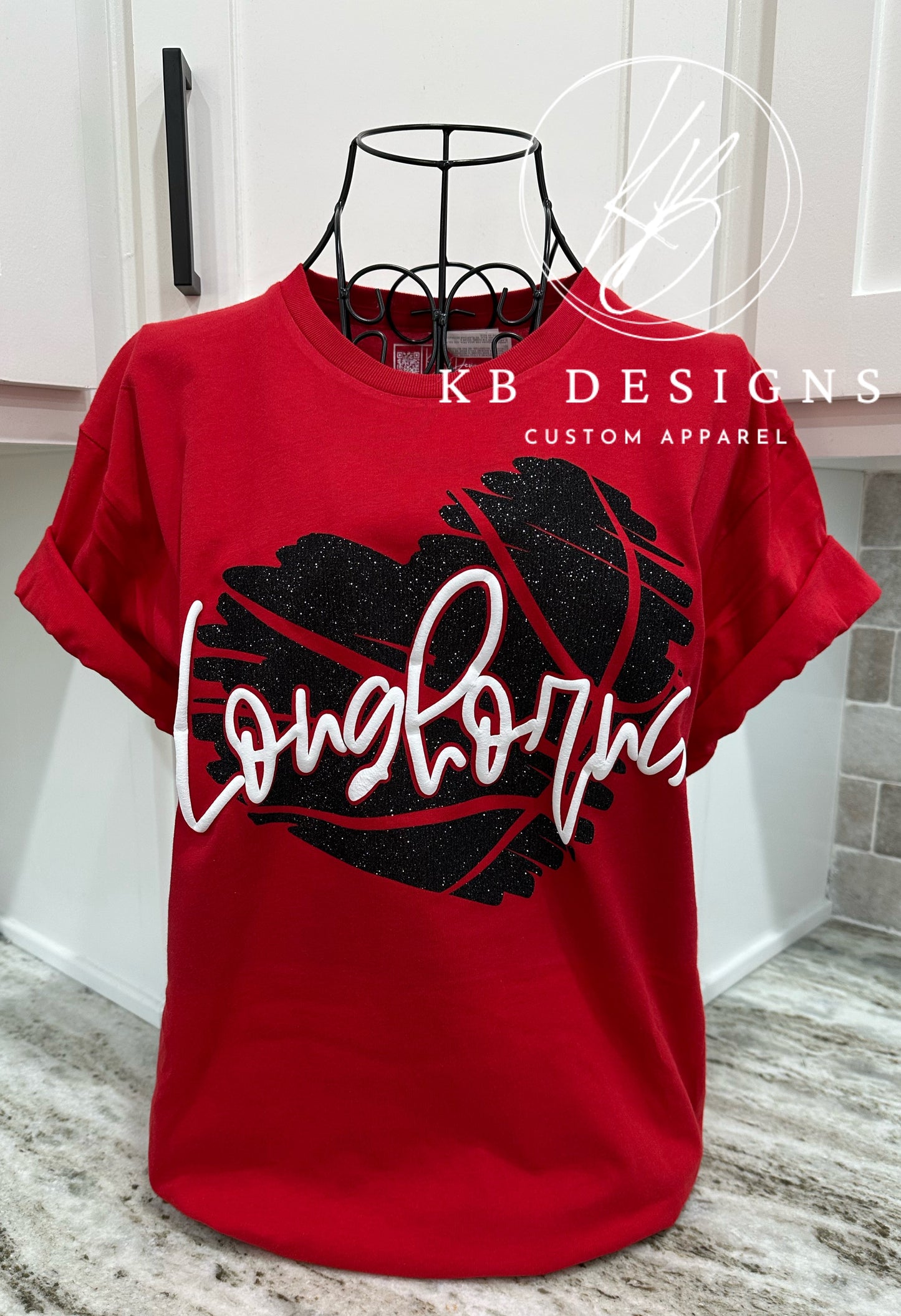 Wildcats Basketball Glitter Heart  Tee