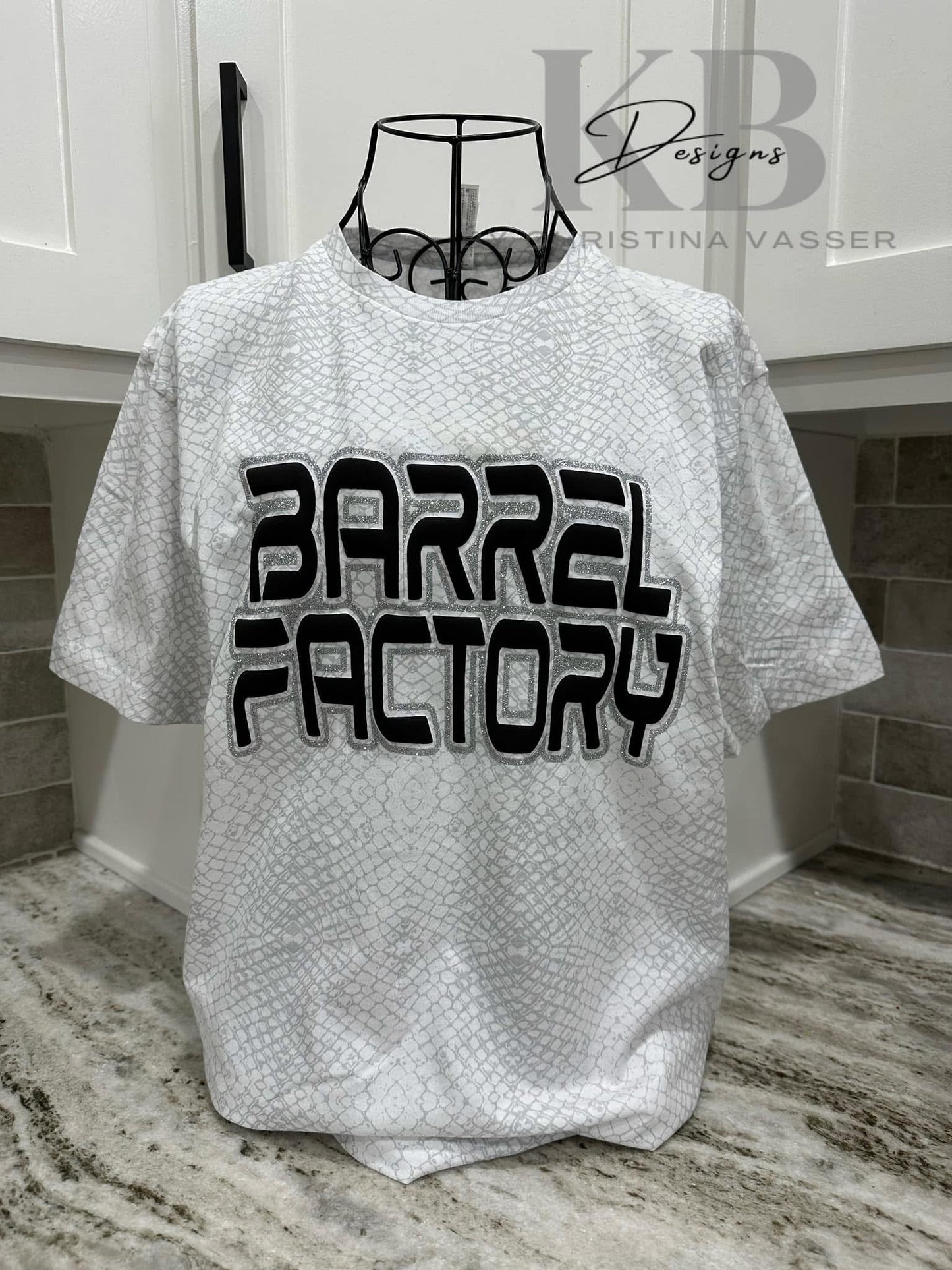 Sports Reptile glitter & puff Tee