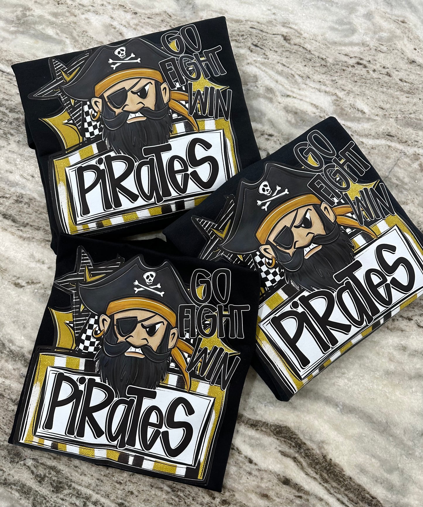 Pirates Go Fight Win