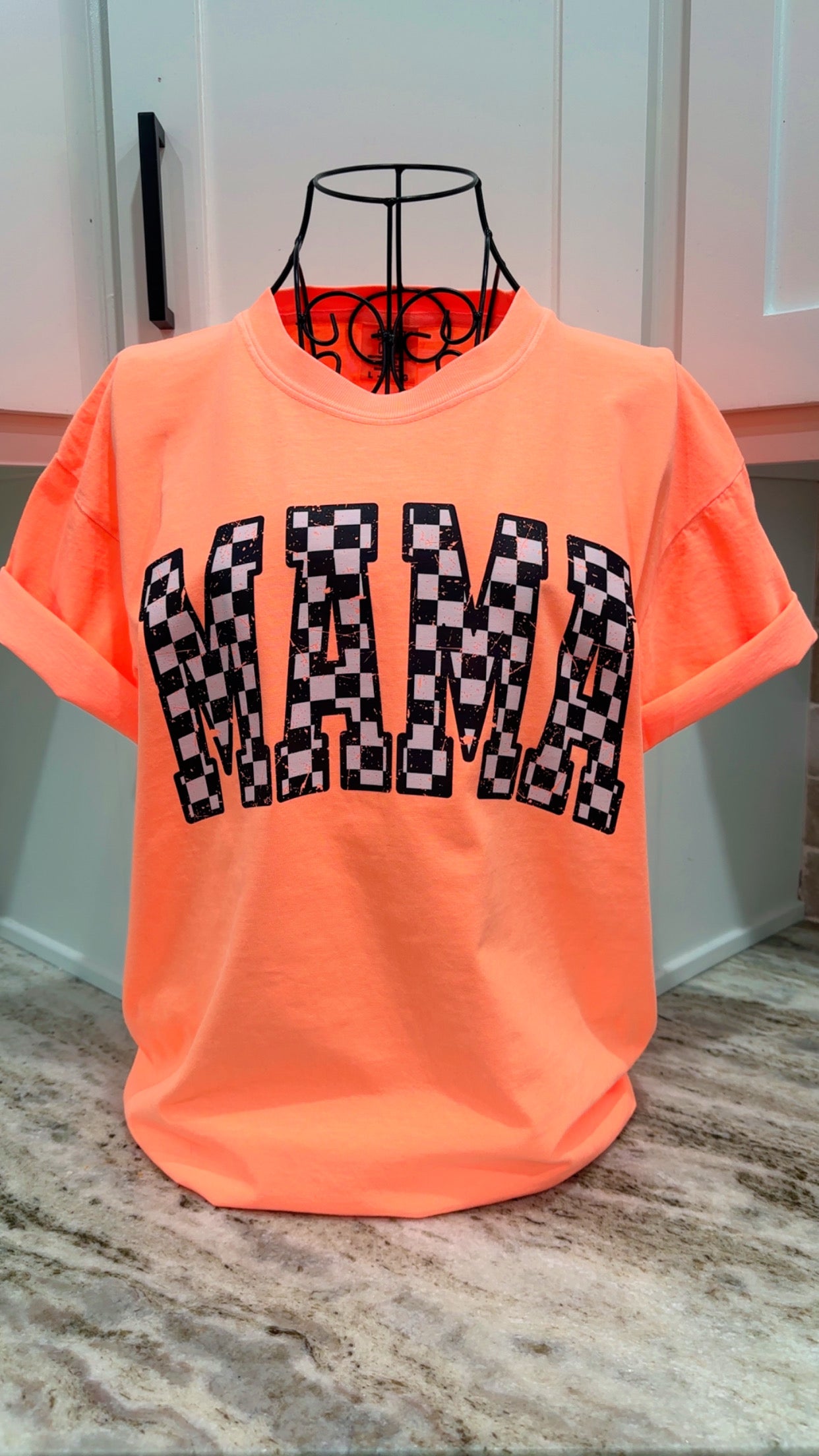 Grunge Checkered MAMA Graphic Tee